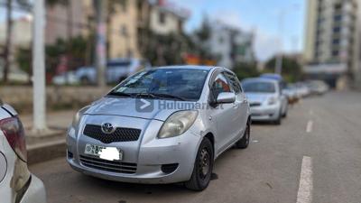 ✅2006 Yaris Compact