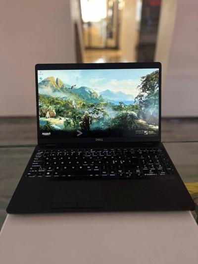 ✅ Dell Latitude 5501

✨