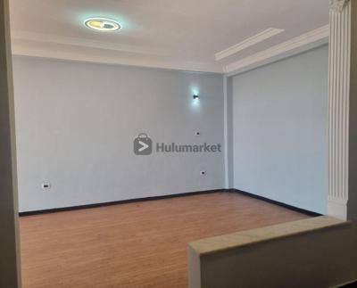 Semit fyelbet, 3bdrm Apartment ....128sqm