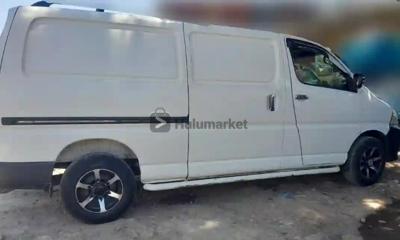 2011 Toyota Dolphin ንፁ