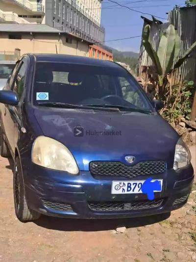 2004 Toyota vitz