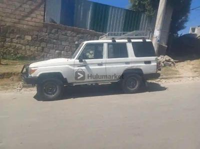 2016 Toyota Land cruisers mark2