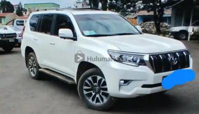 2021 Toyota prado