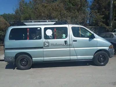 2000 Toyota 2L Dolphin Minibus