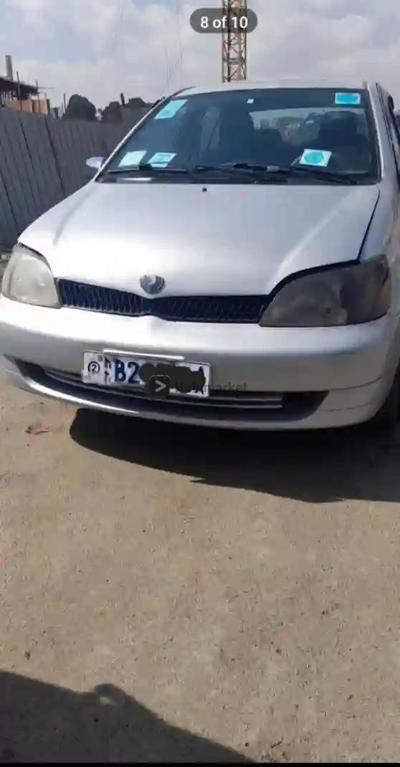 2002 Toyota platz ንፁ ለፈለገ