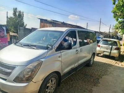 2008 Hyundai starex automatic???