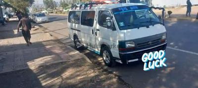 2004 Toyota Hiace 5L Minibus