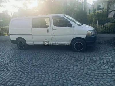 2010 Toyota አይናማው ሻርክ ቫን D4D van dolphin  shark aynamaw