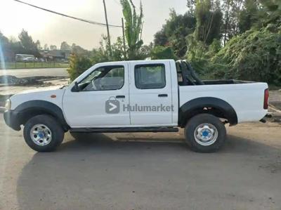 2010 Nissan Nissan Np300