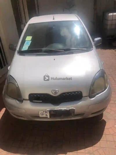 2002 Toyota Vitz