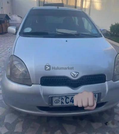 2001 Toyota vitz