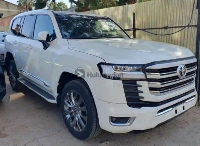 2022 Toyota land cruiser vxr v6