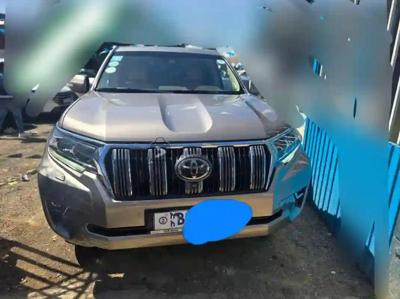 2019 Toyota Make:Toyota
Model:Landcruiser Prado
Year:2019
