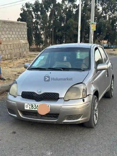 2004 Toyota vitz
