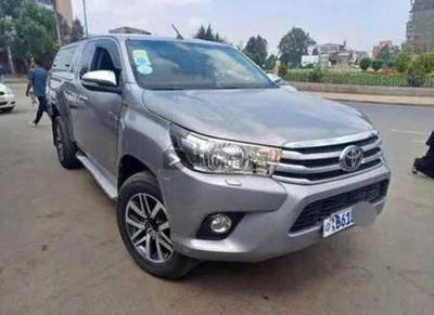 2017 Hilux Revo manual