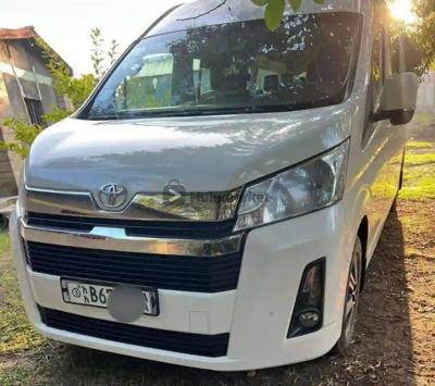 2022 Toyota Minibus Shark GL