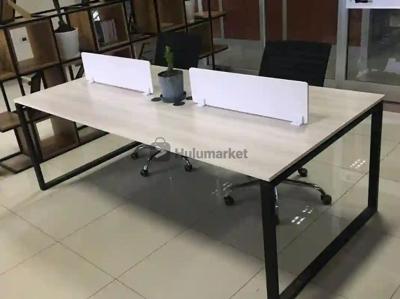 Office conference table የቢሮ የመሰብሰብያ ጠረጴዛ tere