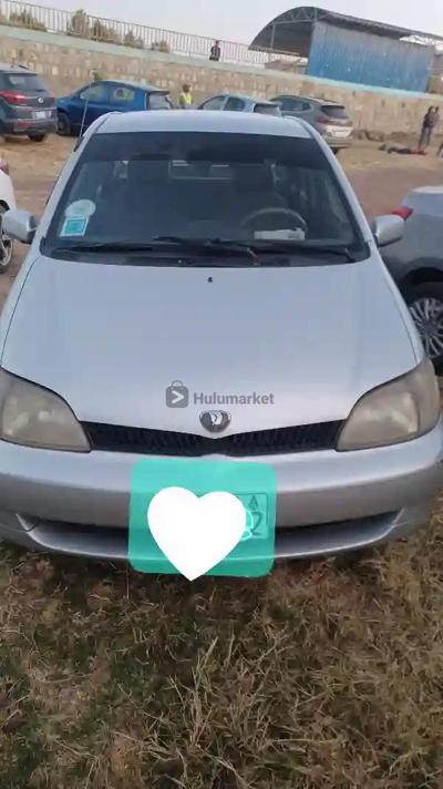 2001 Toyota Platz