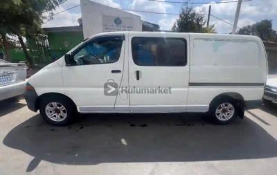 1998 Toyota dolphin