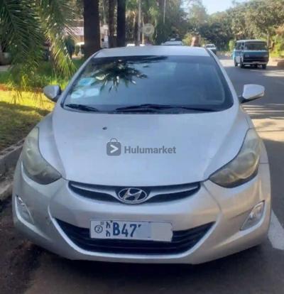 2012 Hyundai ELANTRA