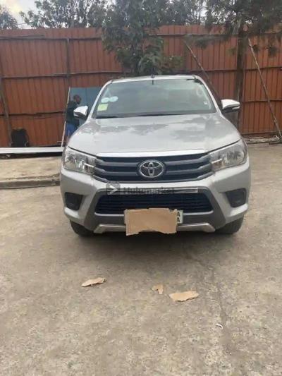 2017 Toyota Hilux Revo Pickup