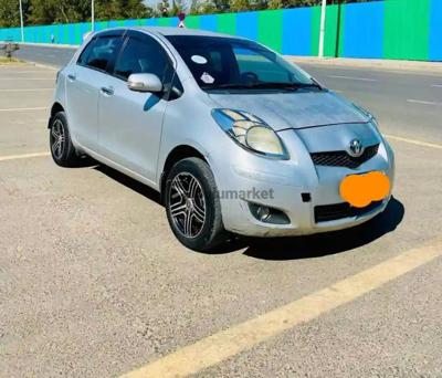 2010 Toyota Yaris Compact