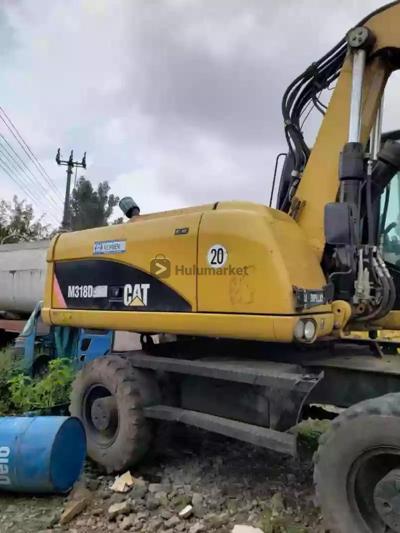 2010 Excavator 2010 / 318D