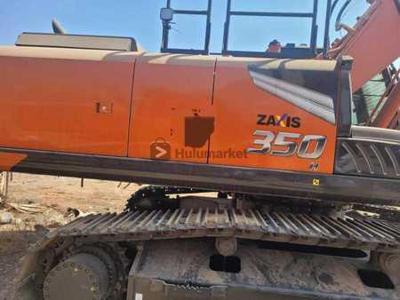 2024 HITACHI 70/30% bank