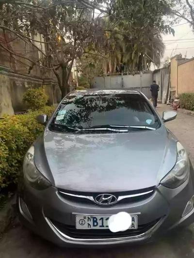 2012 Hyundai Hyundai Elentra