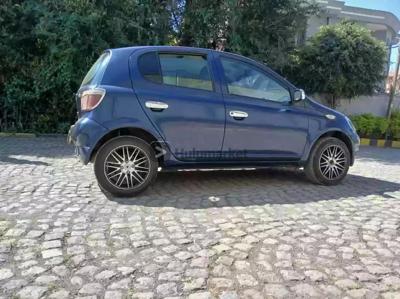 2001 Toyota vitiz
