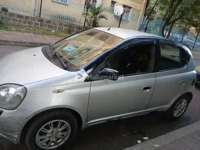 2001 Toyota vitz