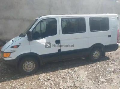 2003 Iveco ሚኒባስ