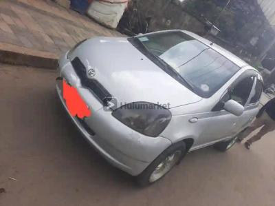 2002 Toyota Vitz