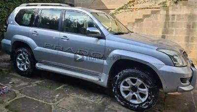 2010 LAND CRUISER PRADO GX