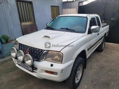 2003 Mitsubishi L200