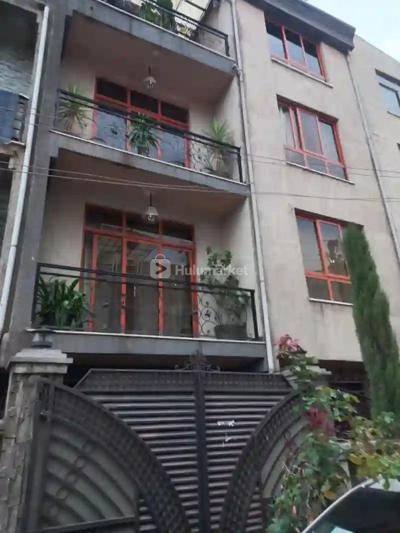 kiliti around gelan building - , 4 Bedrooms, 5 Bathrooms, 72 Square Meters, for Sale