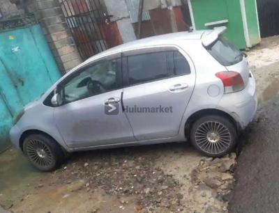 2009 Toyota ? VERY Urgent Sell Toyota Yaris Compact