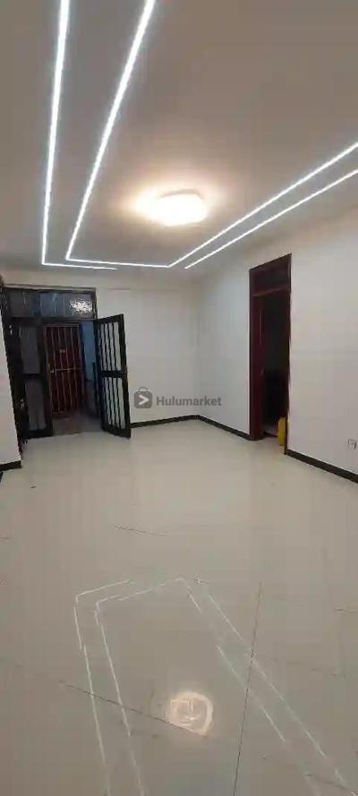 semit 72 - , 3 Bedrooms, 2 Bathrooms, 105 Square Meters, for Sale