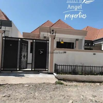 Addis Ababa - , 3 Bedrooms, 3 Bathrooms, 167 Square Meters, for Sale
