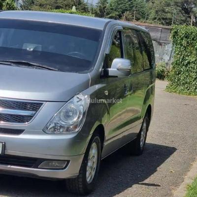 2015 Hyundai starex