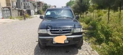 2003 Mazda B3000 ለውጥ ይቻላል