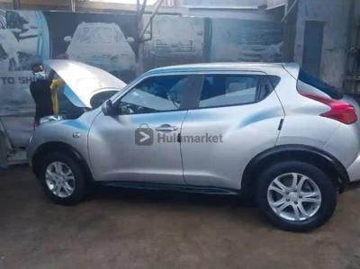 2012 Nissan የሚከራይ መኪና