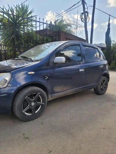 2003 Toyota Vitz