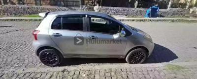 2005 Toyota Yaris compact