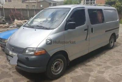 2006 Toyota D4D half van