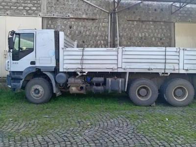 2009 Iveco Iveco Obama Trucker ባላቶሊ ተሳቢ