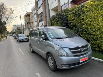 2016 Hyundai StareX