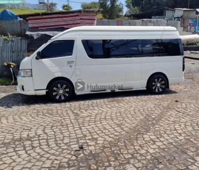 2016 Toyota Toyota Hiace Highroof