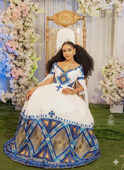 Traditional Clothes habesha kemis