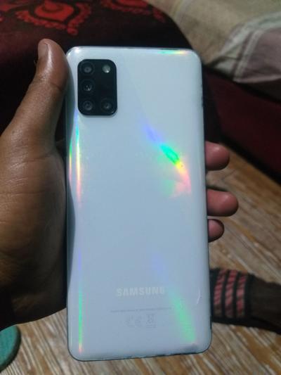 Samsung A31